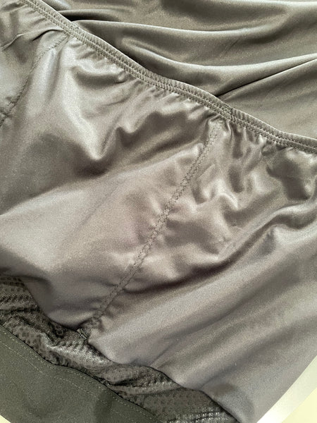 3 poches arrière anti-affaissement