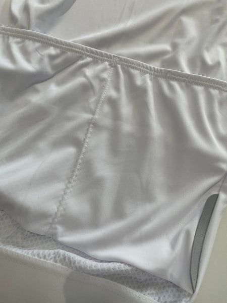 3 poches arrière anti-affaissement